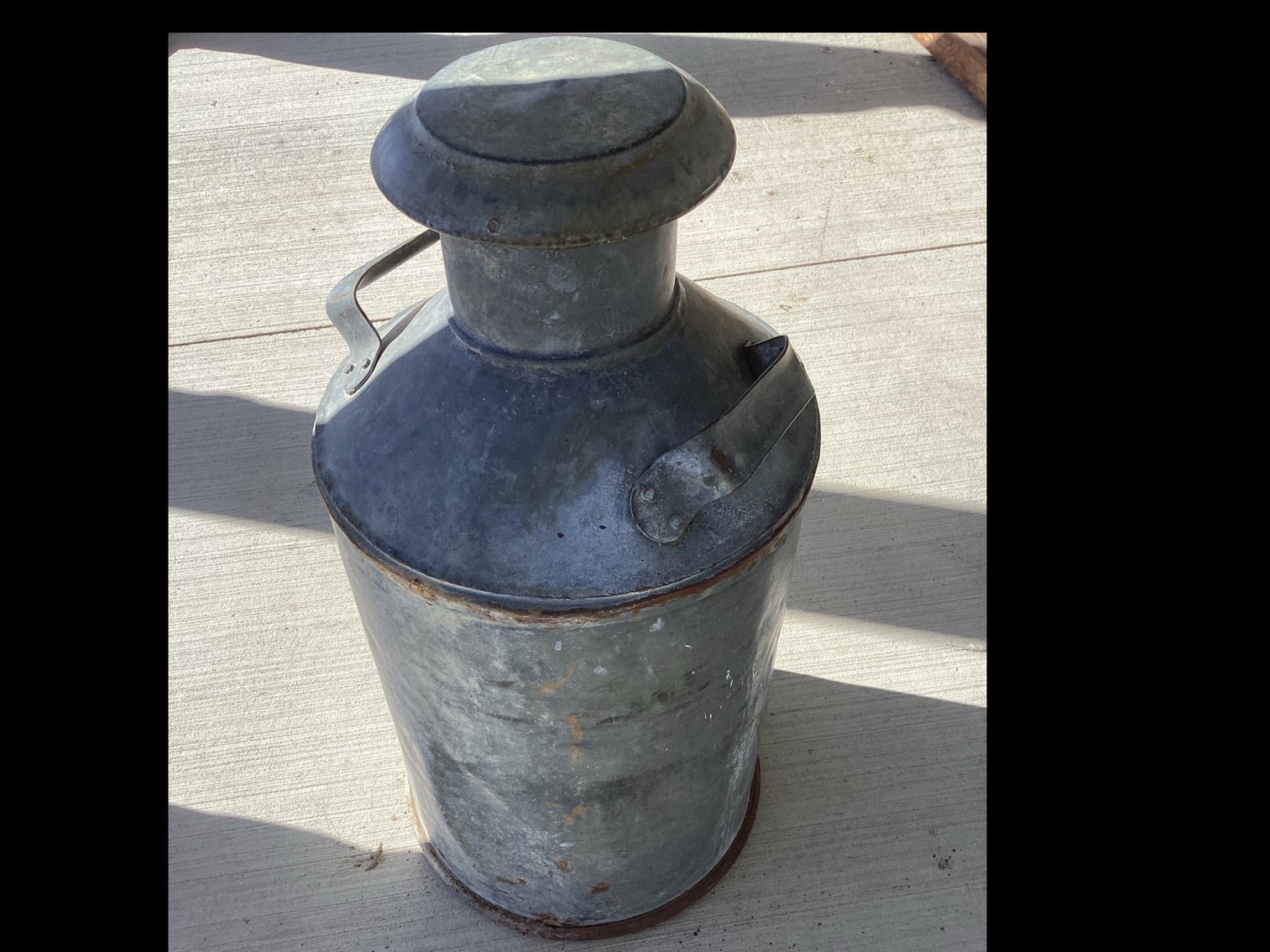 Image for Highway 16 Multi Friends Downsizing Online Auction