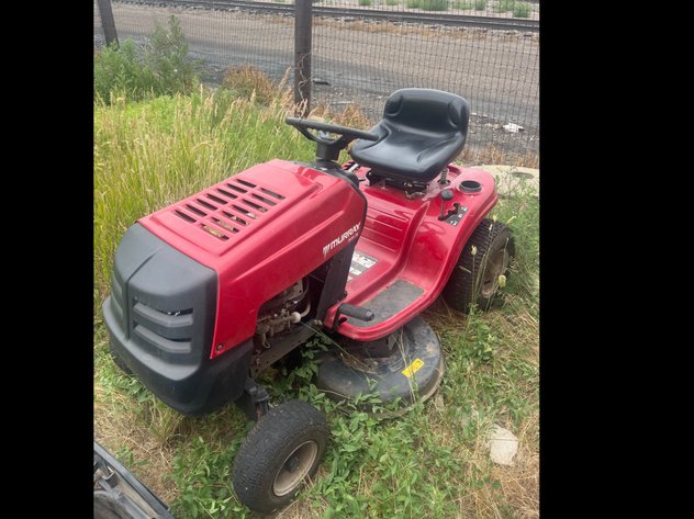 Image for North Merrill Ave Multiparty Online Auction Glendive MT