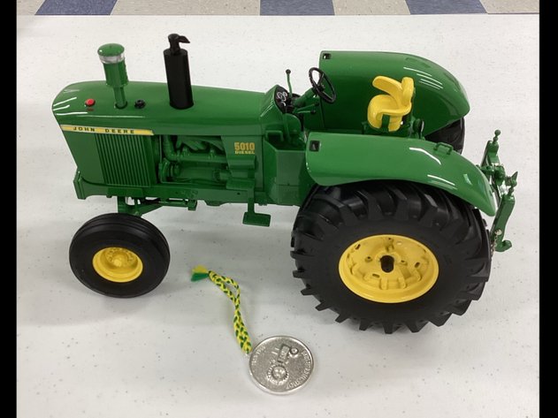 Image for George Hisdahl Collection Farm Toy Online Auction Glendive MT