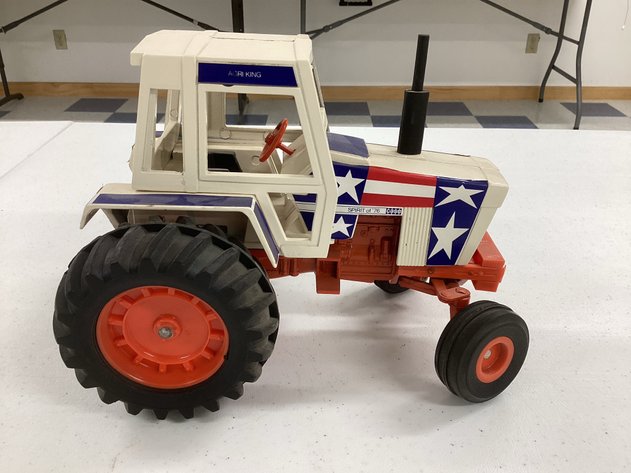 Image for George Hisdahl Collection Farm Toy Online Auction Glendive MT