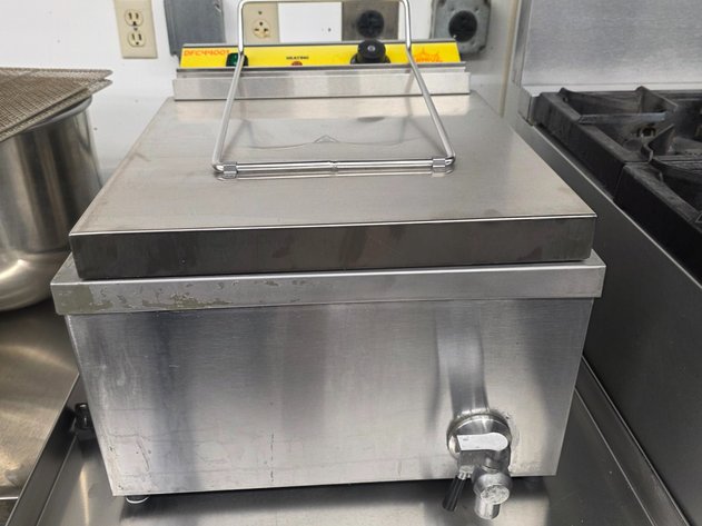 Image for Frosted Flour Bakery Baker MT