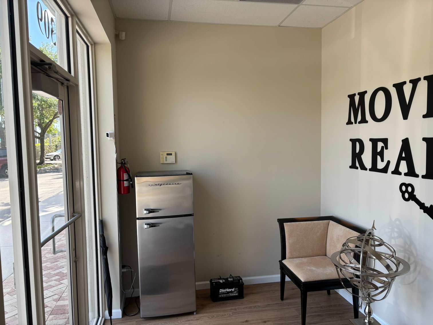 Image for For Sale ONLY at AUCTION Turn-Key Industrial Flex Warehouse!