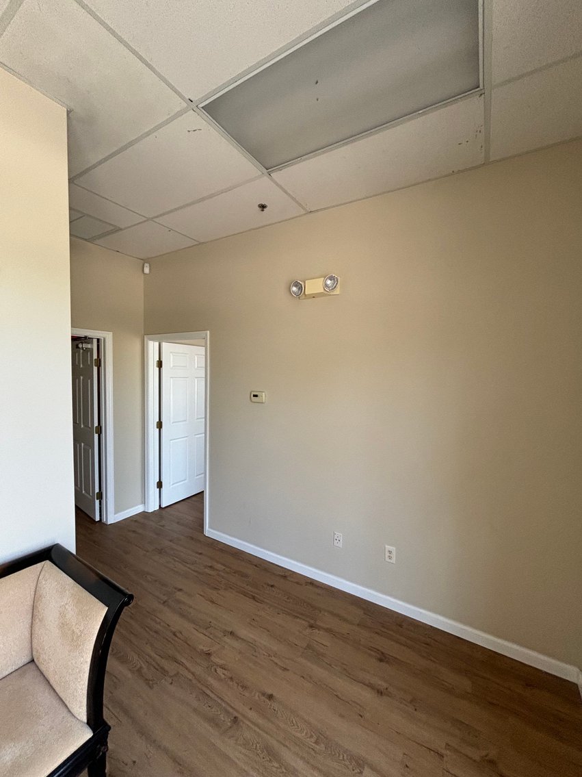 Image for For Sale ONLY at AUCTION Turn-Key Industrial Flex Warehouse!