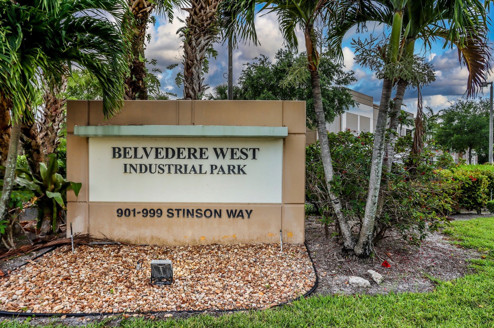 Image for For Sale ONLY at AUCTION Turn-Key Industrial Flex Warehouse!