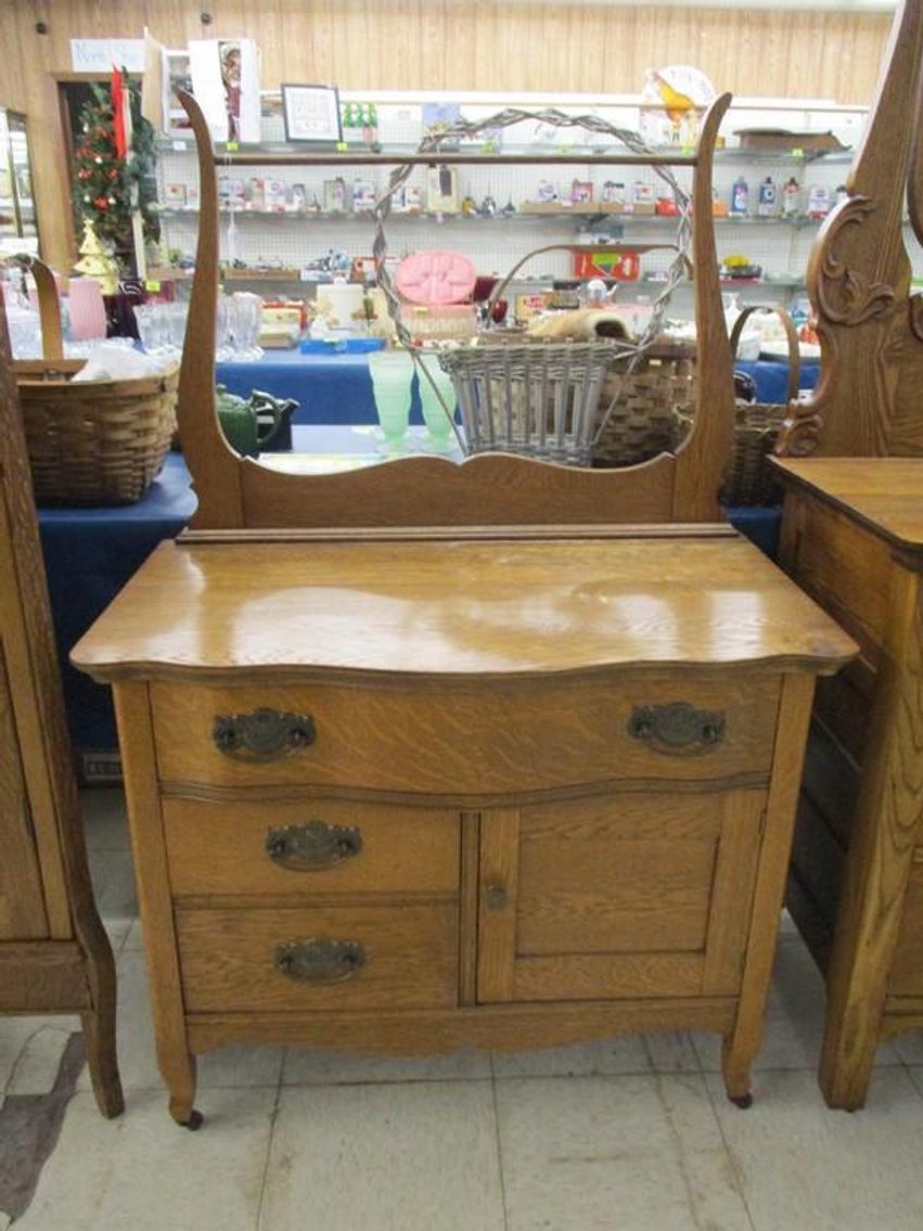 Image for Antique Furniture, Jewelry, Red Wing, Antiques & Tools