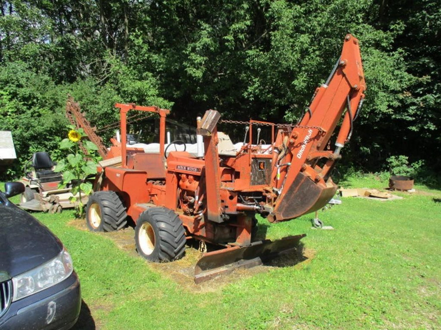 Image for Gloria and Jack Leo Personal Property