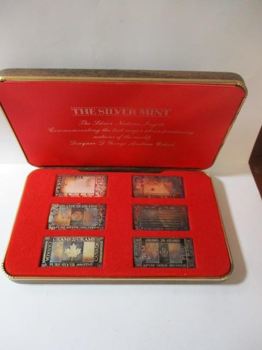 Image for Designer Purses, Jewelry and Collectibles