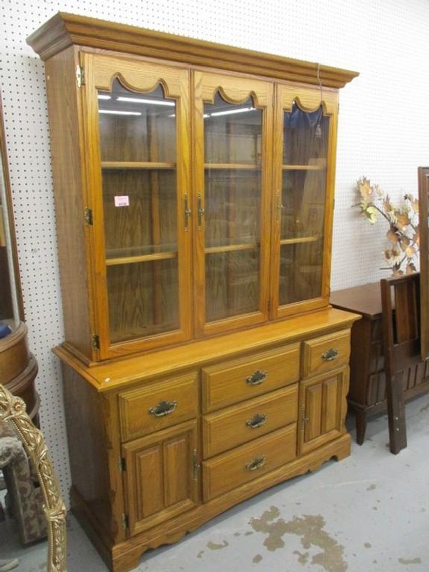 Image for Furniture, Fine glassware and Antiques (pink tag)