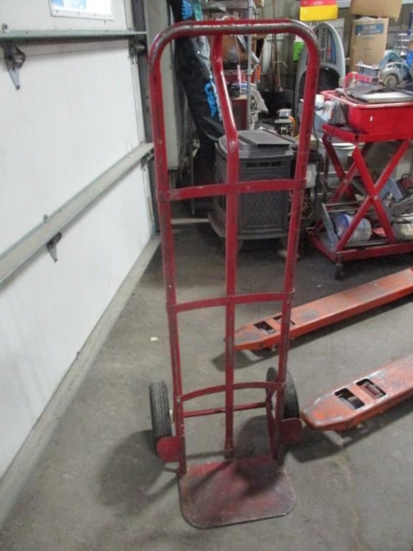 Image for Furniture, Fine glassware and Antiques (pink tag)