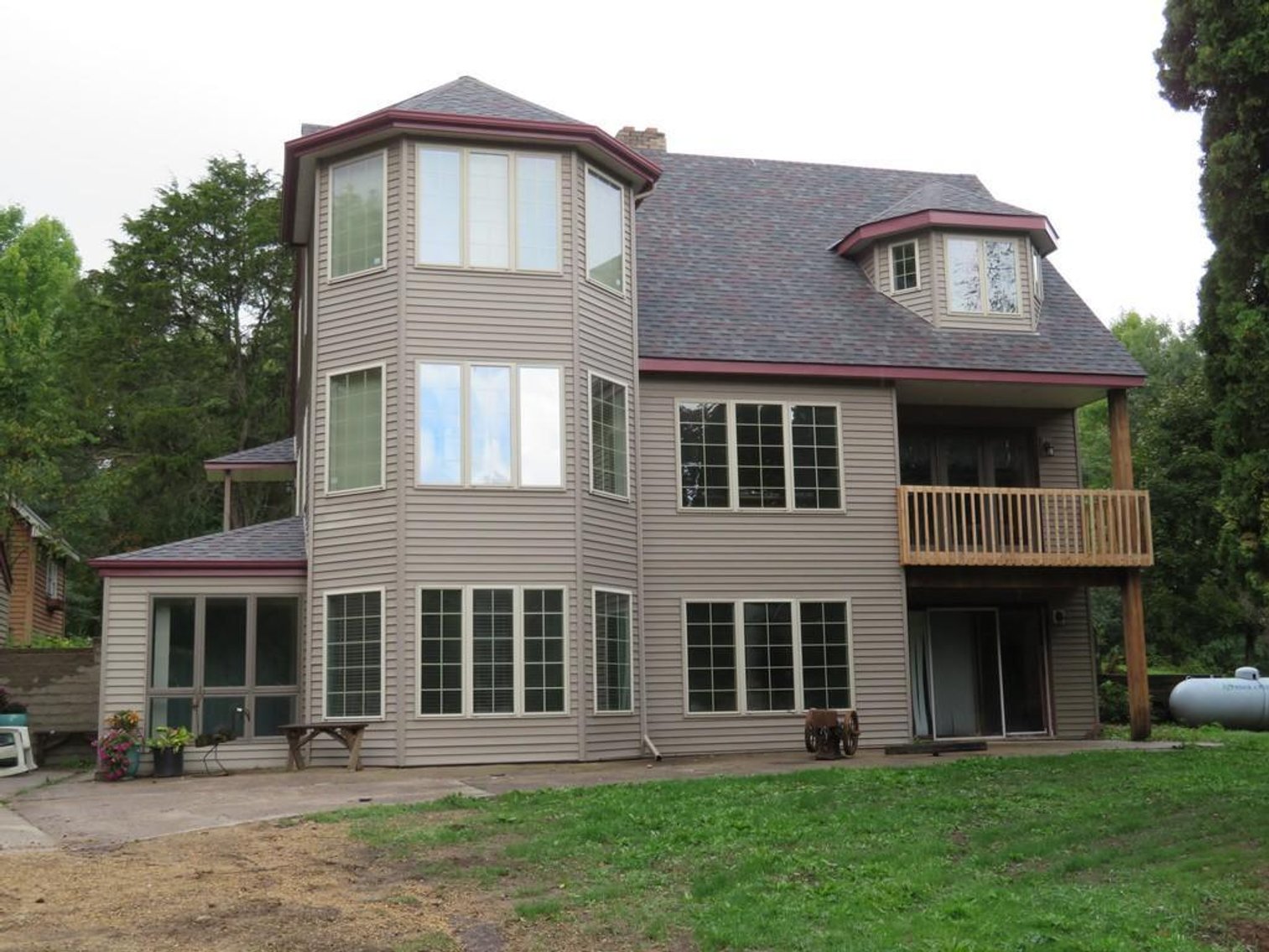 Image for Lake View on 2.5 Acres Online Auction