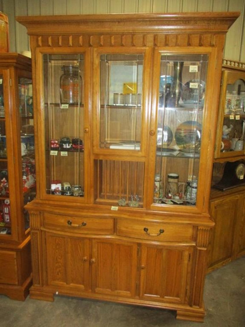 Image for Furniture, Jim Beam and Collectibles (light yellow tag)