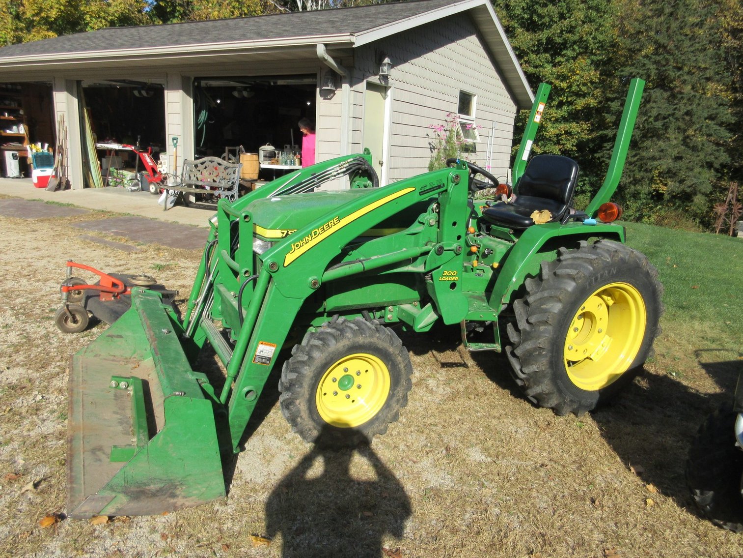 Image for Ken Schmitz Estate - Tractor, Machinery, Wood Working & Tools