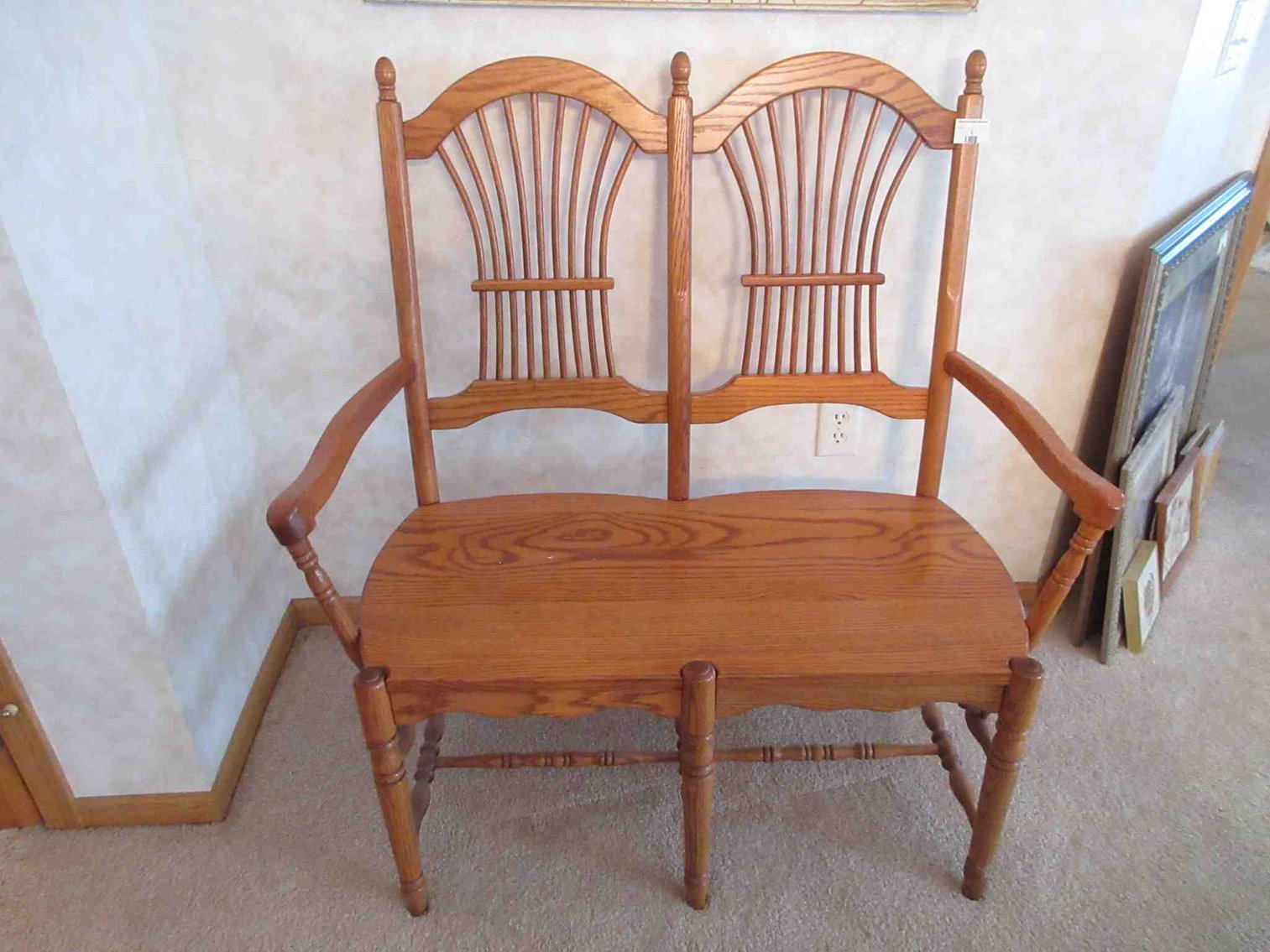 Image for Wohlers Hummels, Longaberger, Lladro and Household