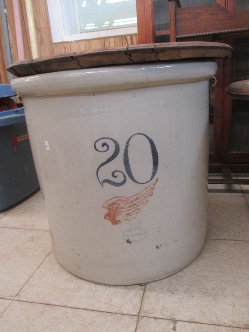 Image for Porcelain Signs, Vintage Lures, Fiesta Dishes and Antiques (blue)