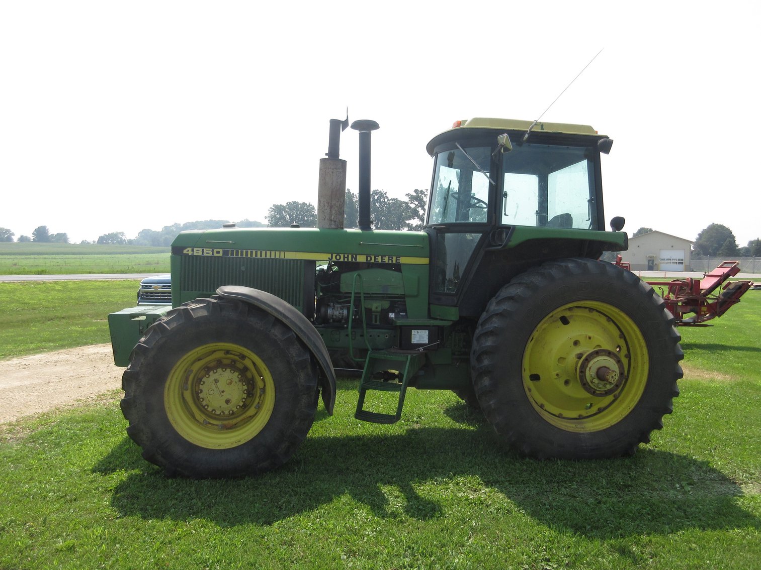 Image for John Deere 4850 Tractor, Tools and Outdoor (gold tag)