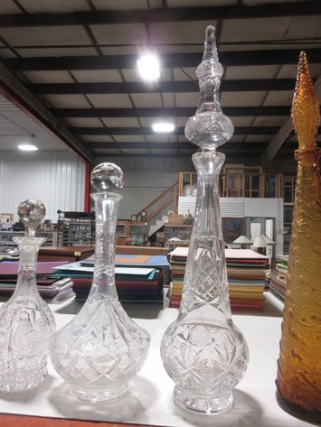 Image for (4) Clear glass and crystal decanters
