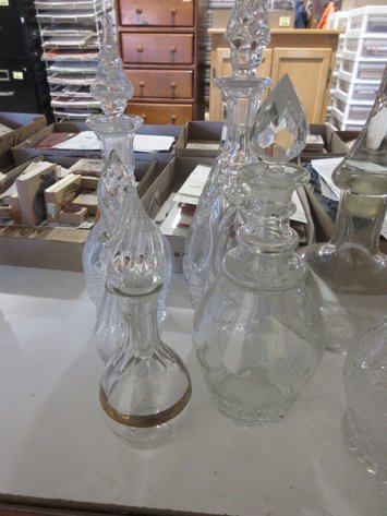 Image for (9) Clear glass decanters