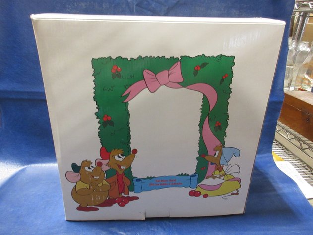 Image for Walt Disney World 1995 Cast Holiday Celebration picture frame