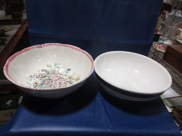 Image for (2) Ceramic pasta bowls