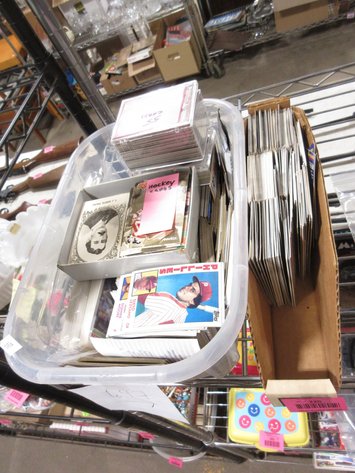 Image for Group of assorted sport cards