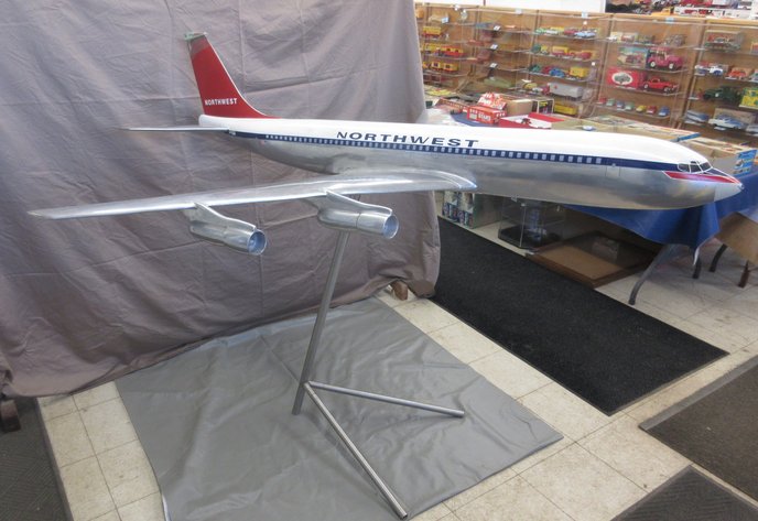 Private Collection-Vintage Airline Collectibles, Die-cast and Antiques (mint green)