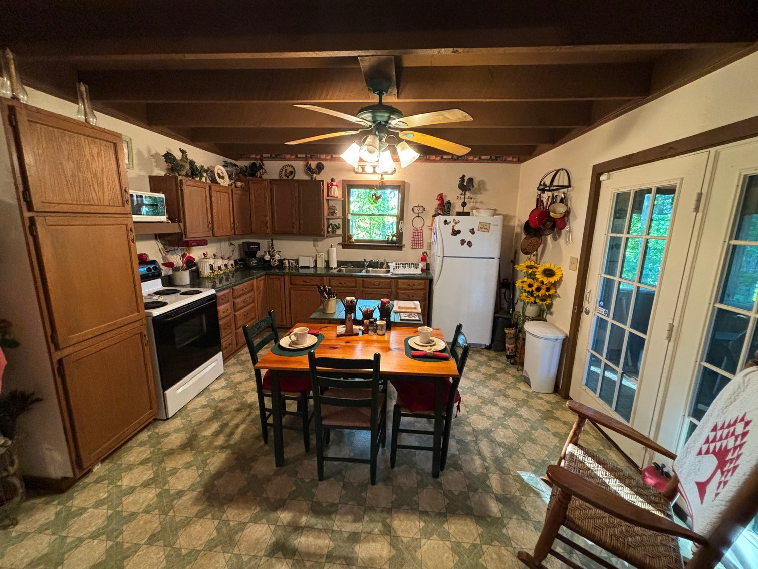 Image for 901 BRISTOL CAVERNS HIGHWAY  BRISTOL, TN 37620