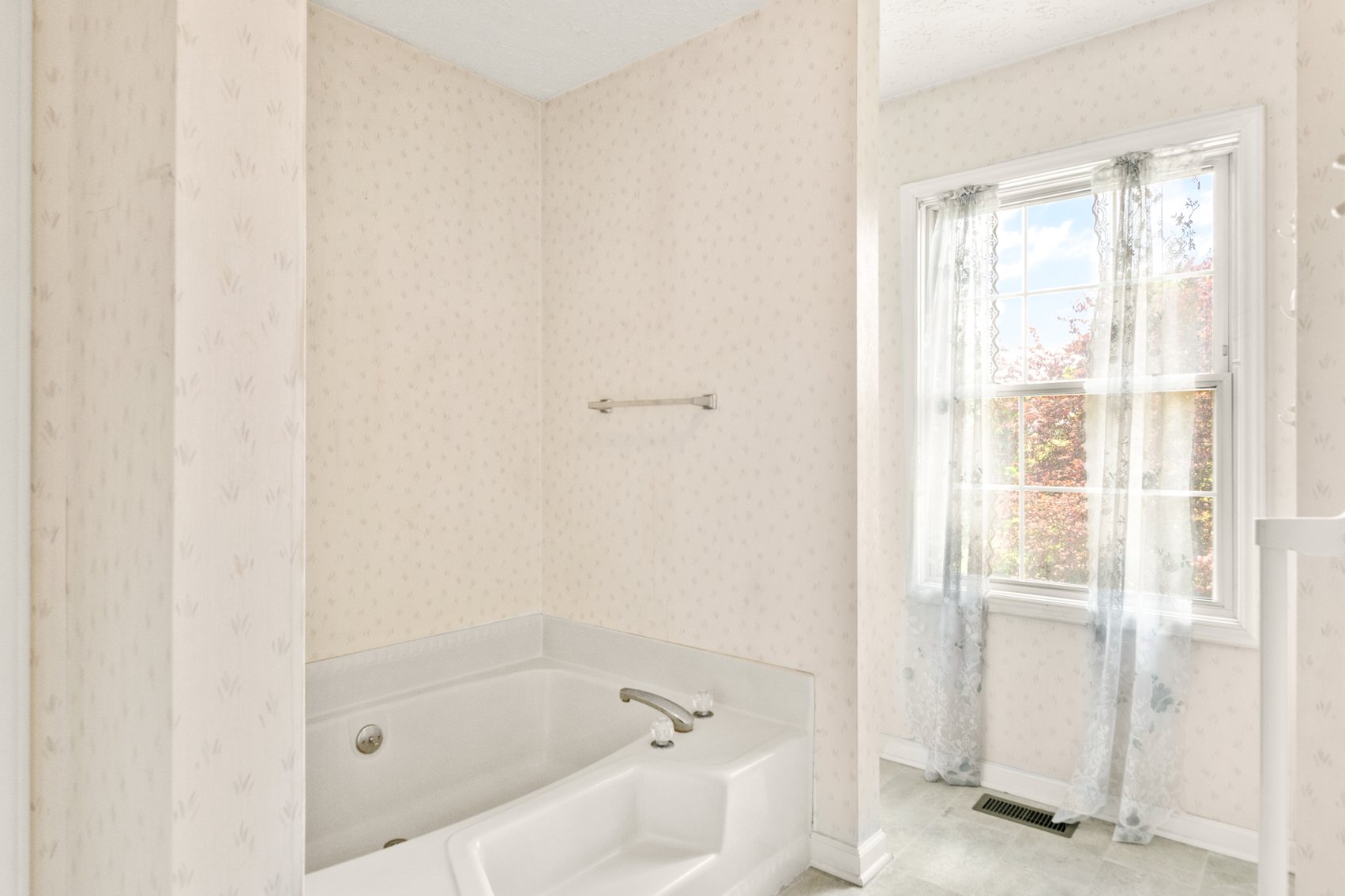 Image for Online and In Person Real Estate: 5308 Howery Road, Dublin, VA 24084