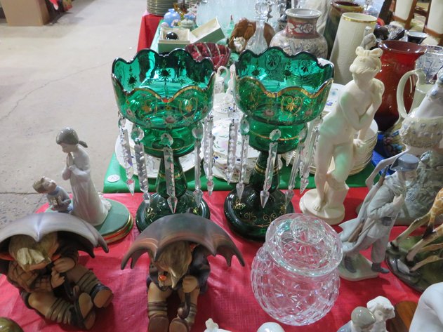 Image for Antique and Collectible Sale