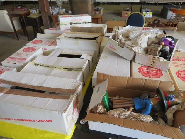 Image for Antique and Collectible Sale