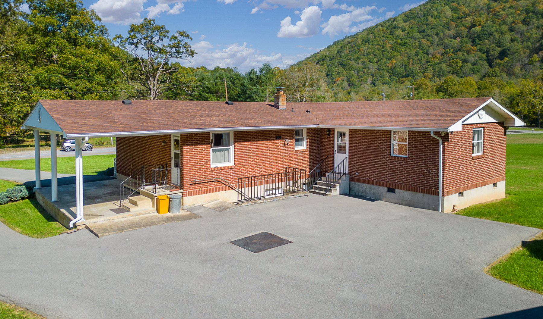 Image for Brick Ranch Home in Crows, Va – Online Only Auction