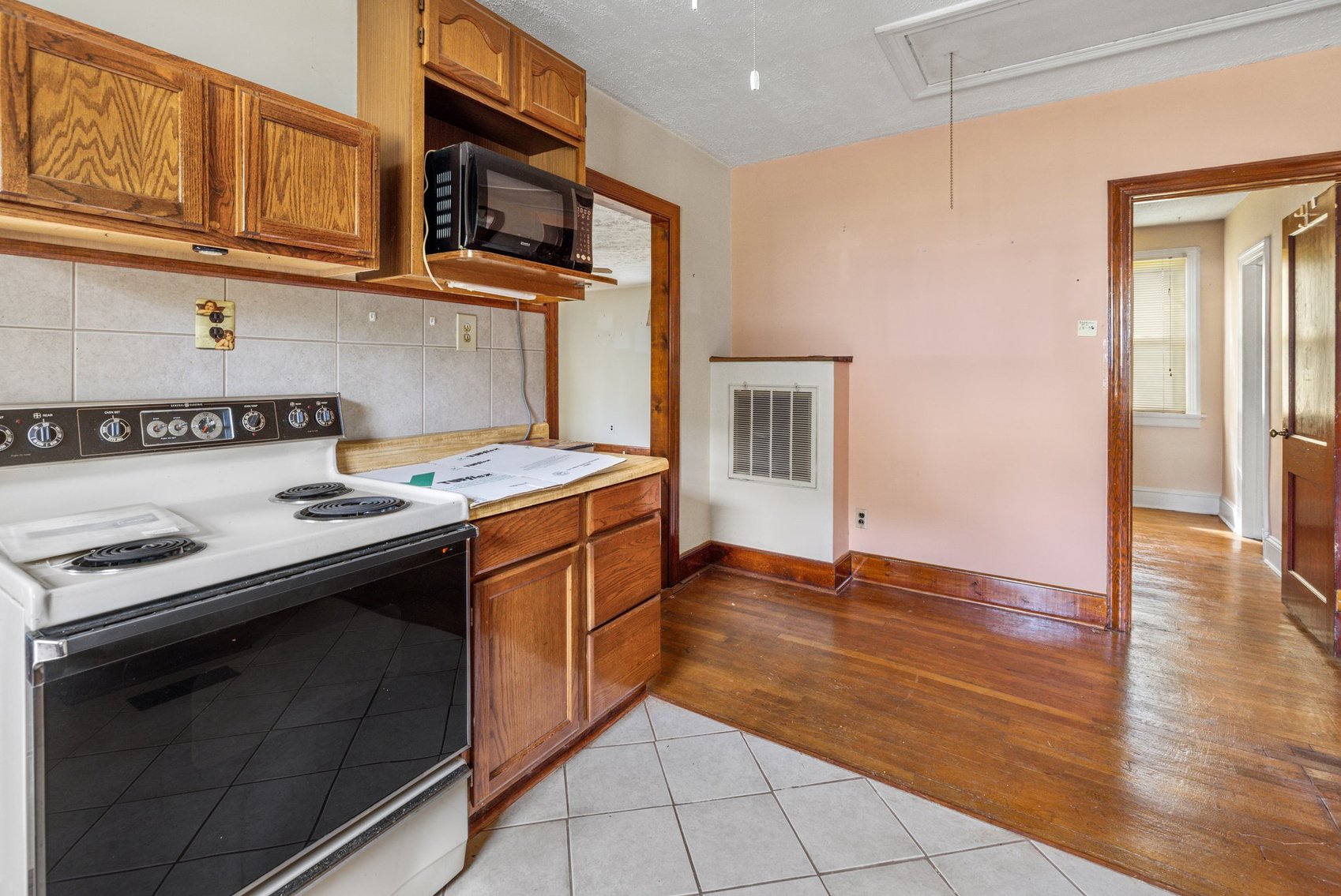 Image for SOLD! $230,450 - Real Estate Auction 6617 W. Davista Ave Richmond Va 23228