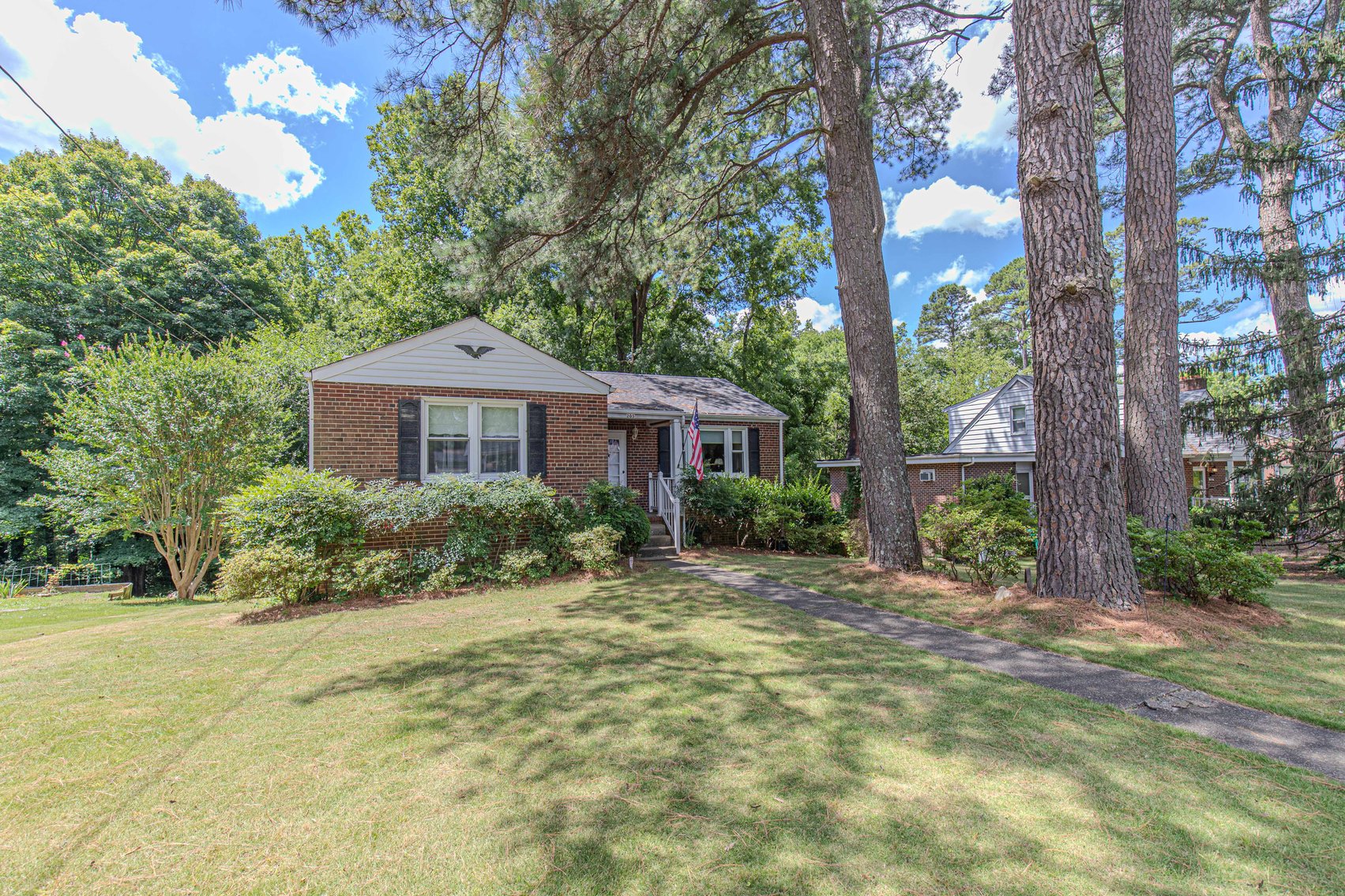 Image for Real Estate Auction | 205 Crestwood Dr., Colonial Heights VA 23834