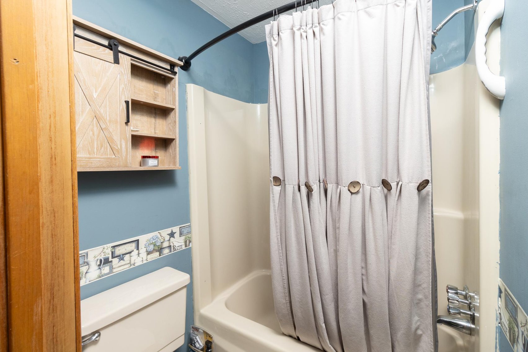 Image for SOLD $115,500 - Move-in Ready 4 Bedroom on 2.86 Acres