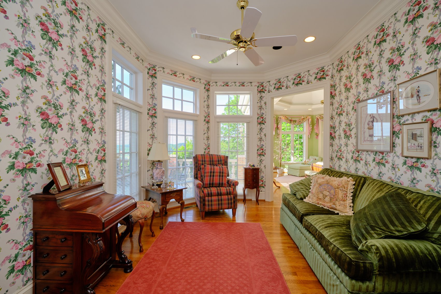 Image for SOLD $1,255,000 - 4 Bedroom Colonial Style Home