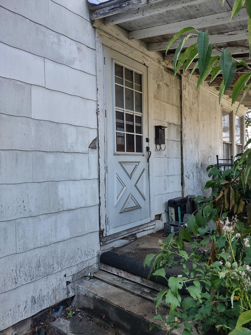 Image for SOLD - 2 Bedroom on a Corner Lot in Clarksburg