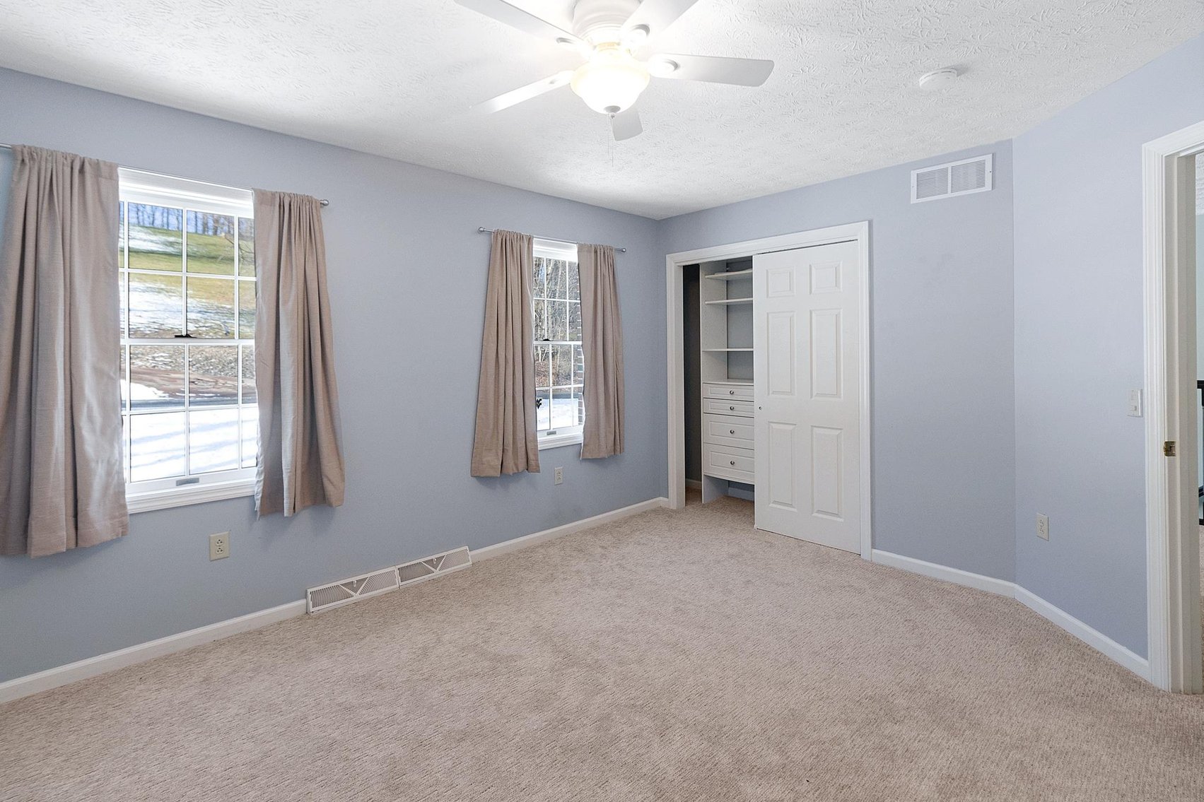 Image for SOLD $522,500 - Beautiful 4 Bedroom in Halleck Estates