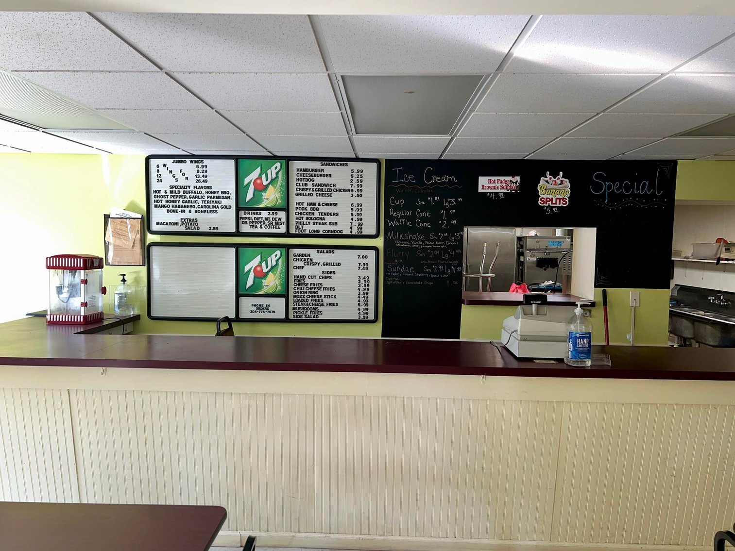 Image for SOLD $220,000 - Commercial Building with Two Apartments on a Major Thoroughfare