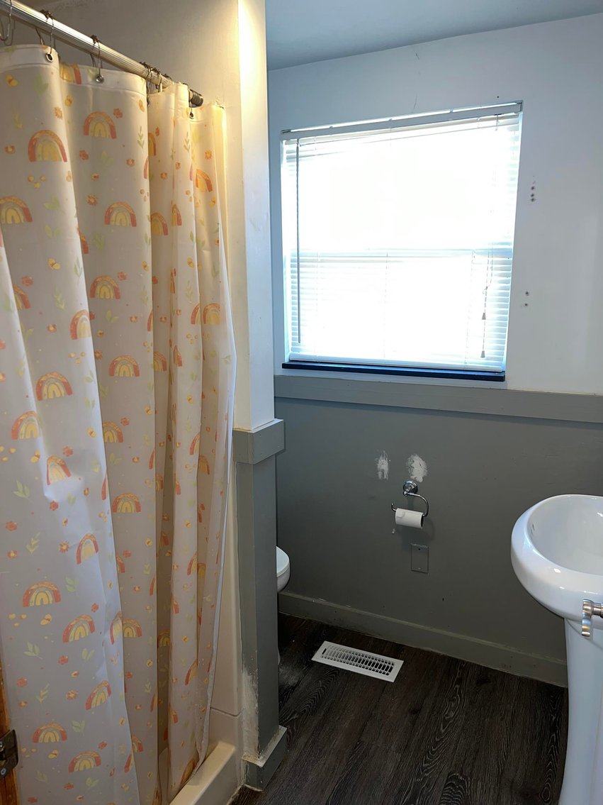 Image for SOLD $220,000 - Commercial Building with Two Apartments on a Major Thoroughfare