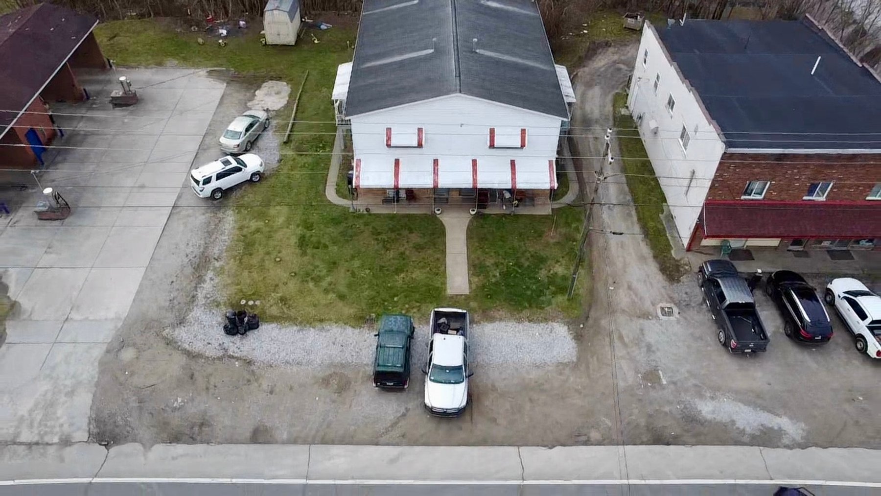 Image for SOLD $183,700 - Fully Rented 5-Unit Apartment Building in Putnam Co.