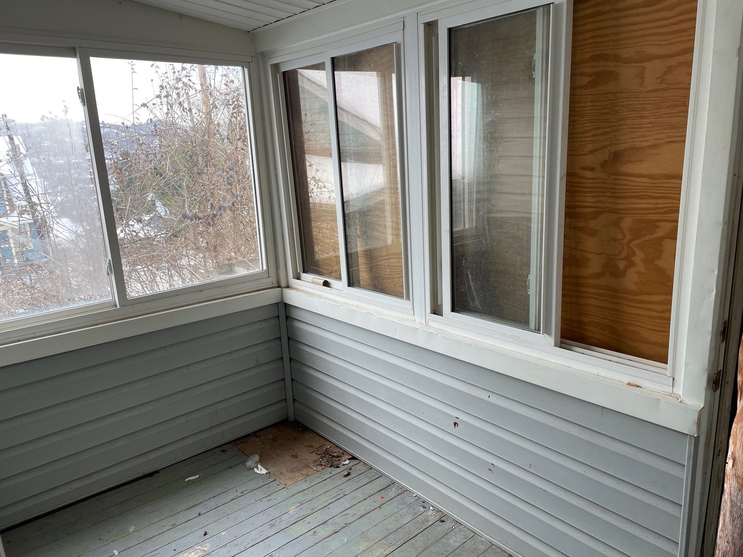 Image for SOLD $22,000 - 3 Bedroom Project Home in Charleston