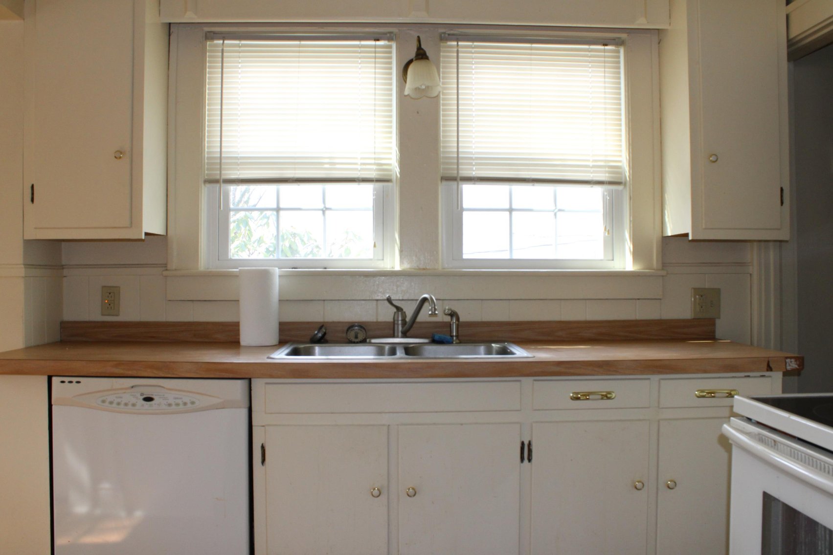 Image for SOLD $74,800 - Charming 2 Bedroom Cape Cod Selling to the Highest Bidder