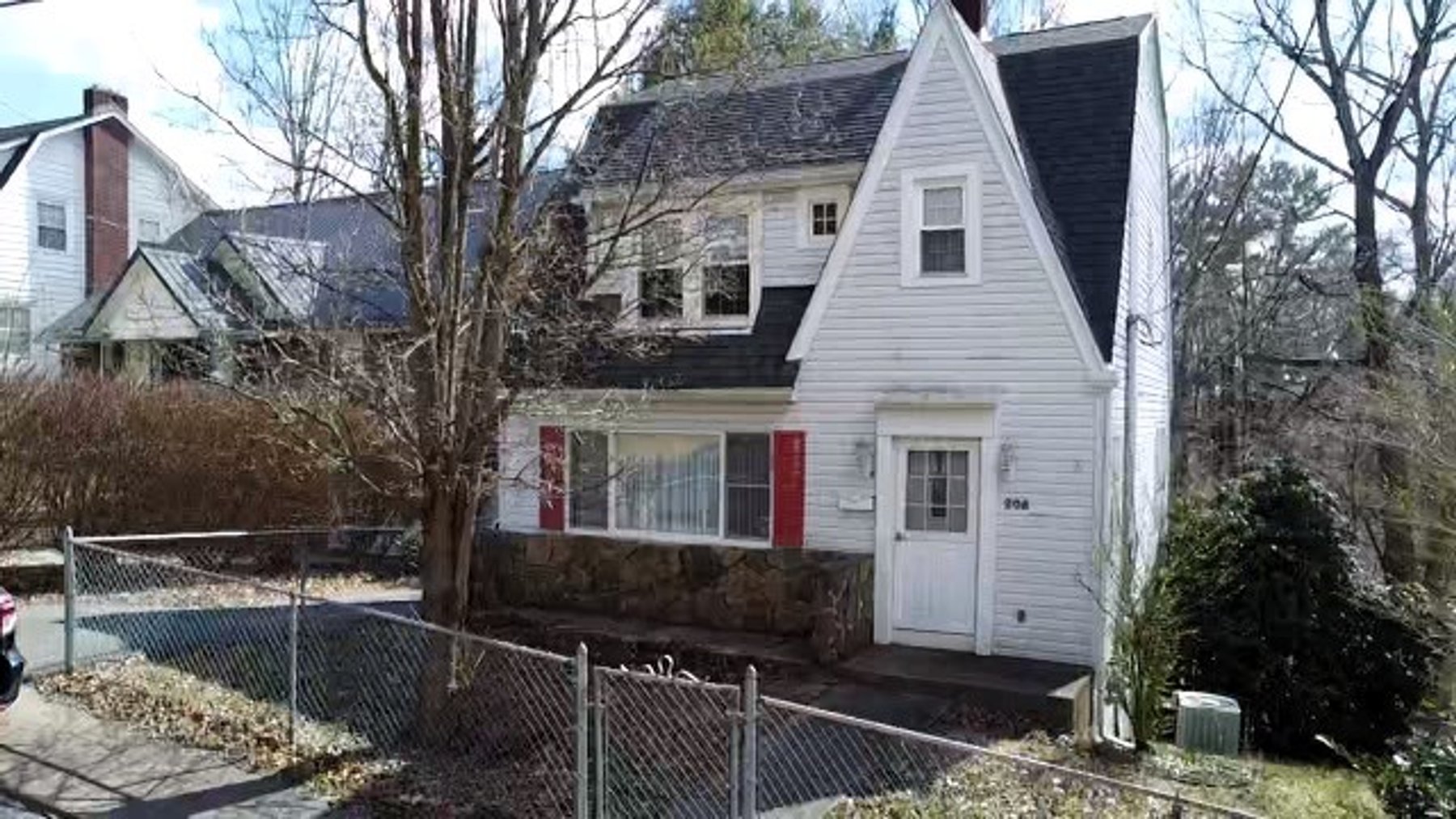 Image for SOLD $74,800 - Charming 2 Bedroom Cape Cod Selling to the Highest Bidder