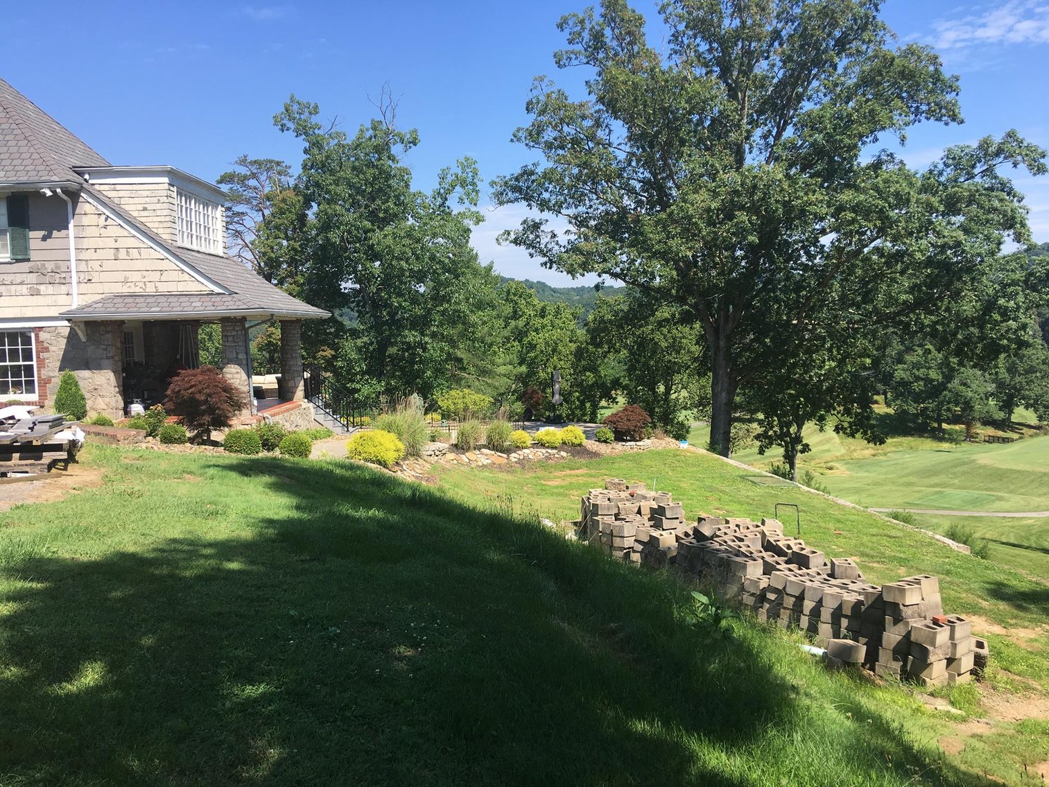 Image for SOLD $467,500 - 5 Bedroom House on Guyan Golf Course