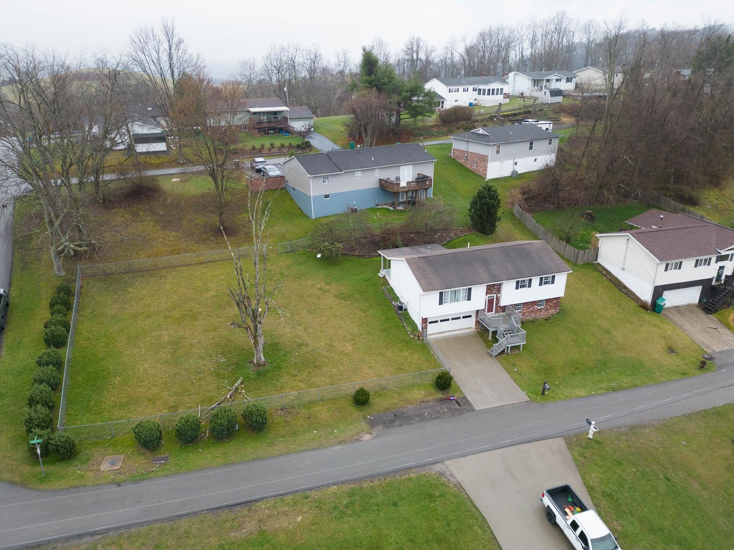 Image for Spacious, Move-in Ready 3 Bedroom in Fairmont