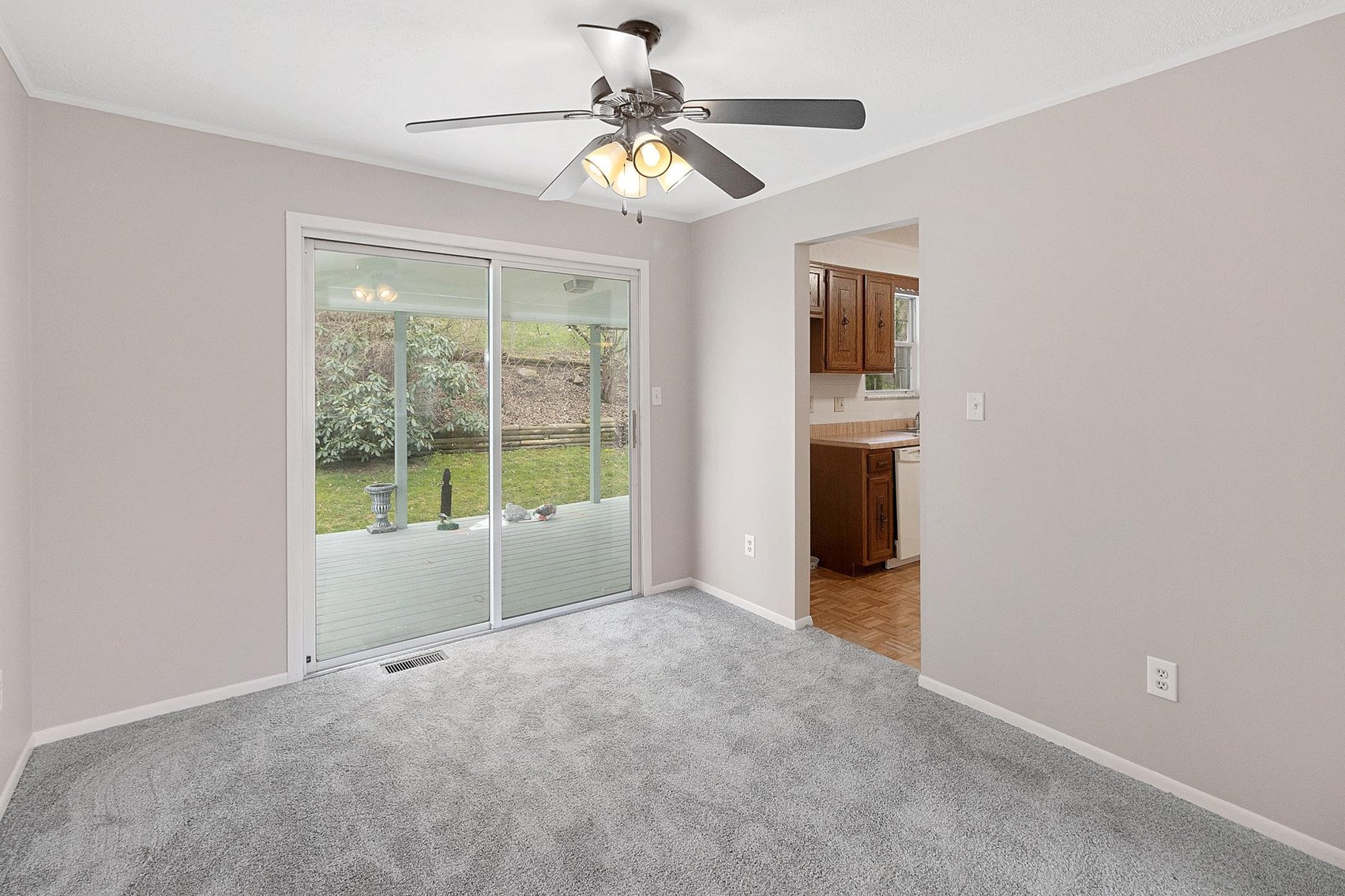 Image for Spacious, Move-in Ready 3 Bedroom in Fairmont