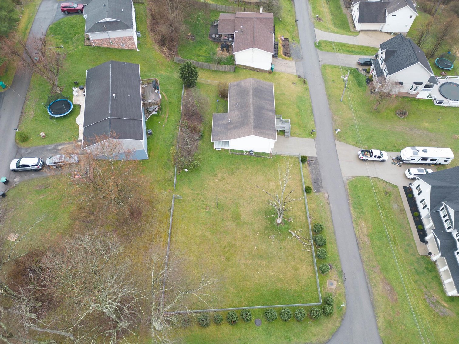 Image for Spacious, Move-in Ready 3 Bedroom in Fairmont