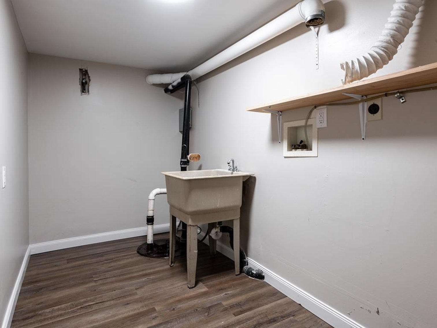 Image for SOLD $233,750 - Updated 4 Bedroom Brick Ranch in South Charleston