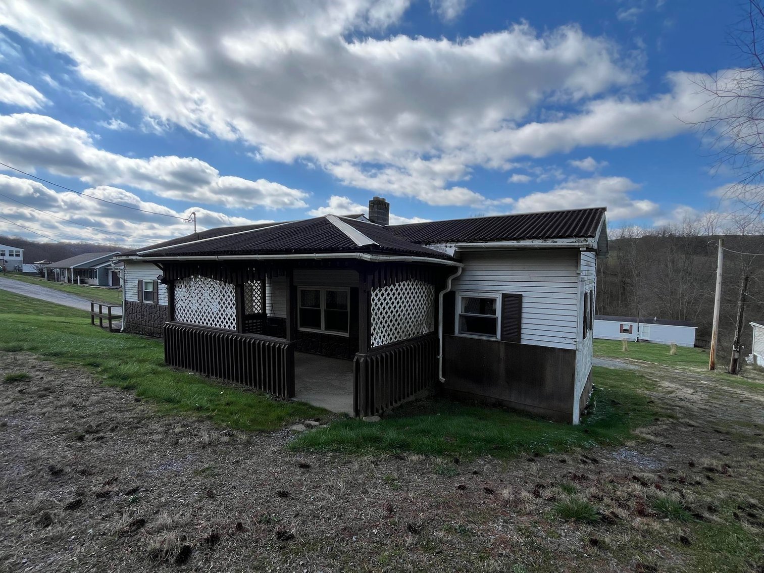 Image for SOLD $44,000 - Two Bedroom with Apartment Just Outside of Morgantown