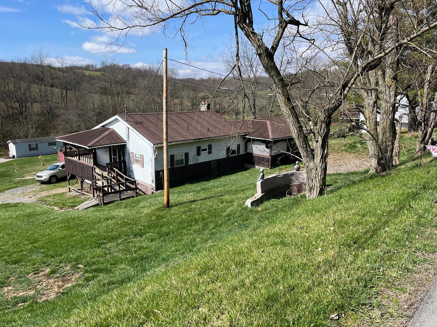 Image for SOLD $44,000 - Two Bedroom with Apartment Just Outside of Morgantown