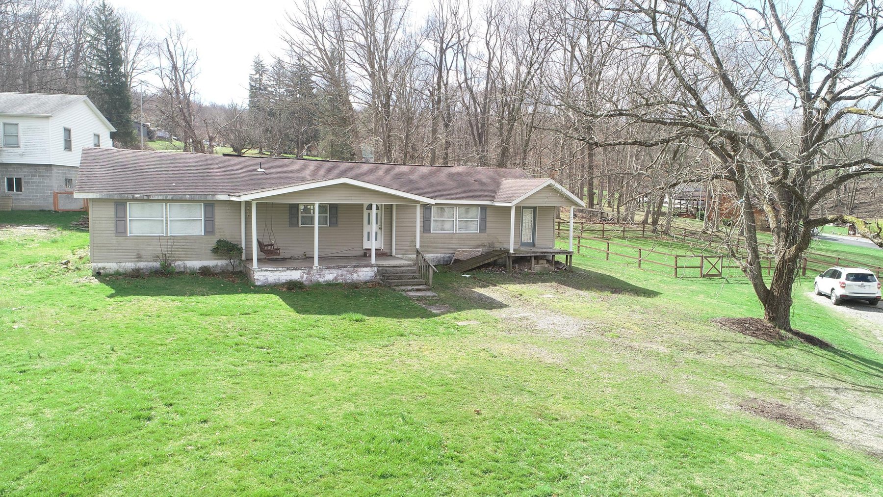Image for SOLD $73,700 - 3 Bedroom in Morgantown Selling to the Highest Bidder